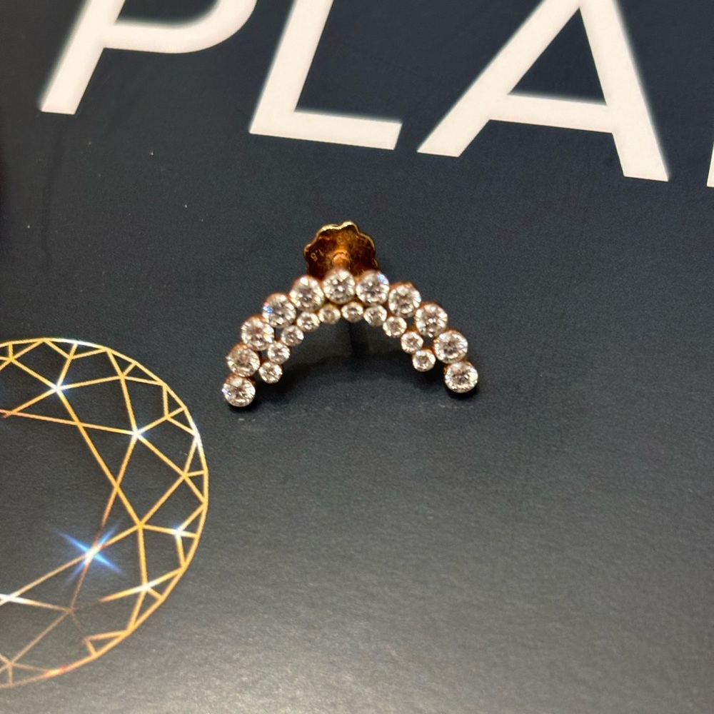 Maria Tash Diamond Aspara Curve Threaded Stud Earring